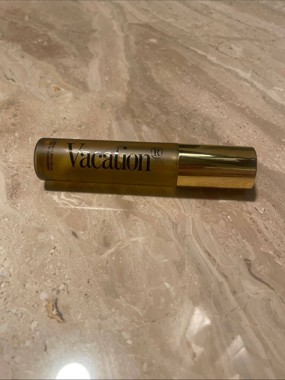 Vacation Chardonnay Broad Spectrum SPF 30 Sunscreen Lip Oil - Picture 2 of 5